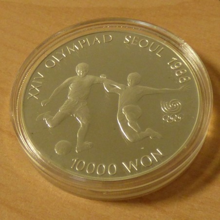 Corée 10000 Won 1988 Football PROOF argent 92.5% (33.6 g)