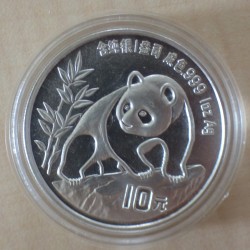 China 10 yuan 1990 silver...