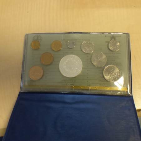 Coffret France FDC 1981 (9 pièces) dans son étui