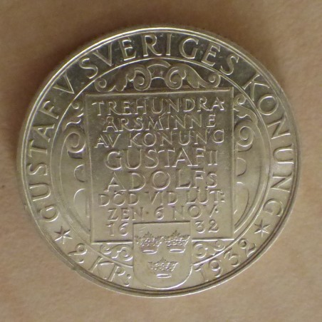 Suède 2 Kronor 1932 Sweden 2 Kronor Gustaf V 1932 Mort de Gustaf II argent 80% 15g SUP