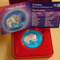 China 10 yuans Panda 2016...